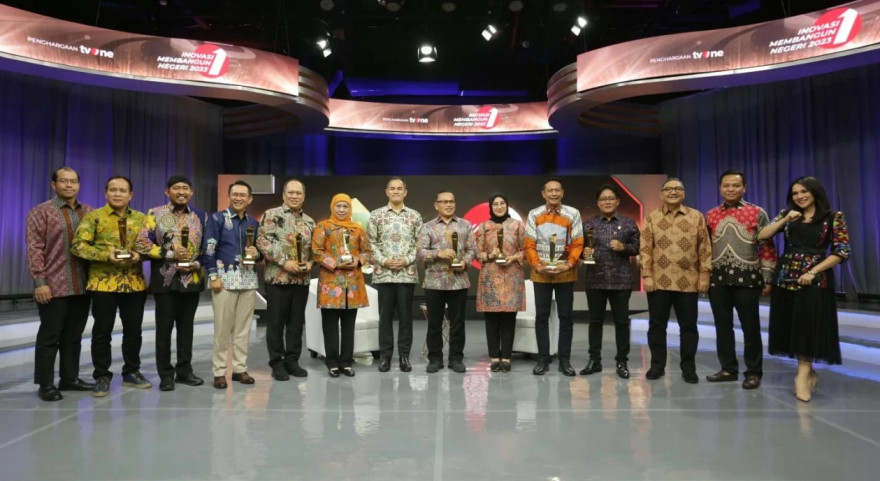 SELAMAT KEPADA PEMPROV LAMPUNG ATAS DIRAIHNYA PENGHARGAAN INOVASI MEMBANGUN NEGERI TAHUN 2023 KATEGORI PENINGKATAN PEMBANGUNAN SOSIAL DARI TV ONE
