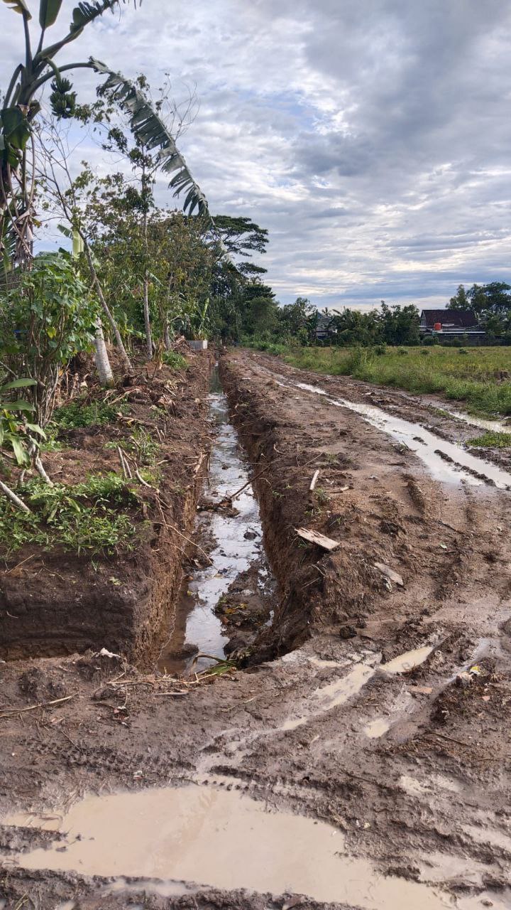 Foto Pembangunan 100%